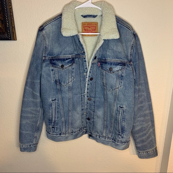 Levi's Other - Levi's Denim Sherpa Jacket Size M